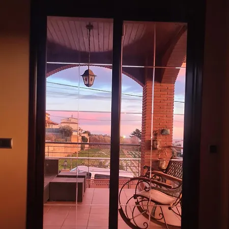 Casa Rustica Con Piscina Y Jardin Holiday home *